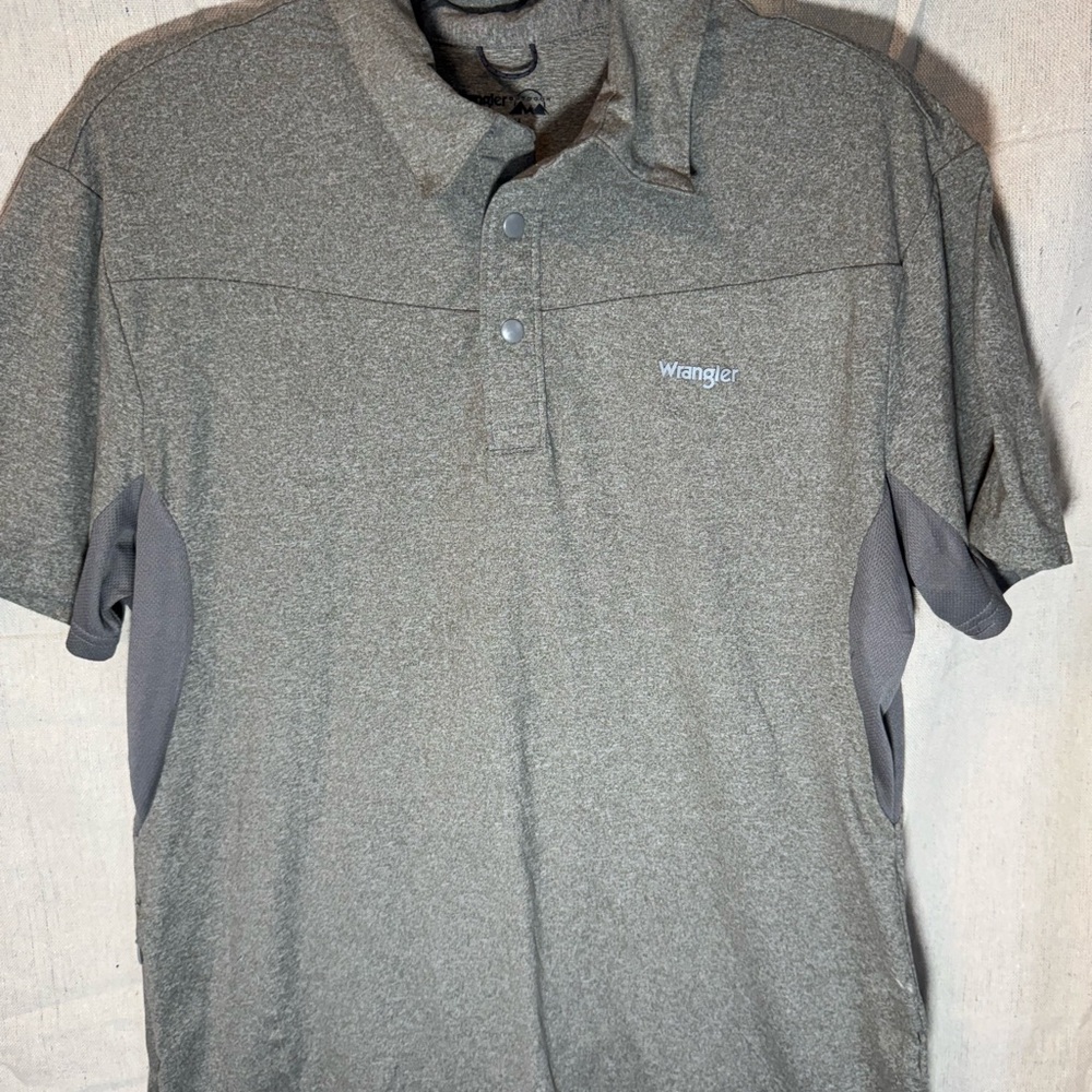 Wrangler Men's Polo Shirt in Gray